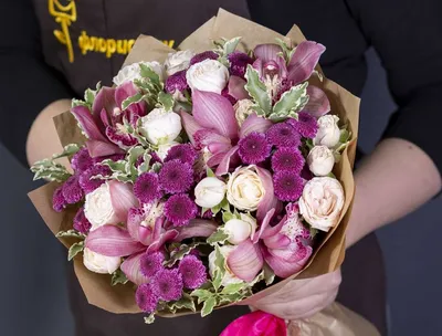 Букет из 3 красных роз на 8 марта – купить с доставкой в Москве. Цена ниже!
