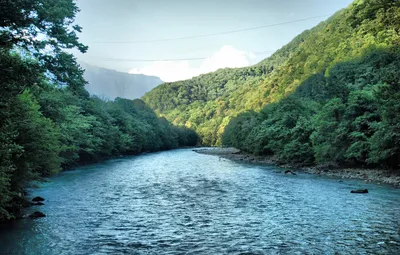 Обои лето, горы, река, Абхазия картинки на рабочий стол, раздел природа -  скачать