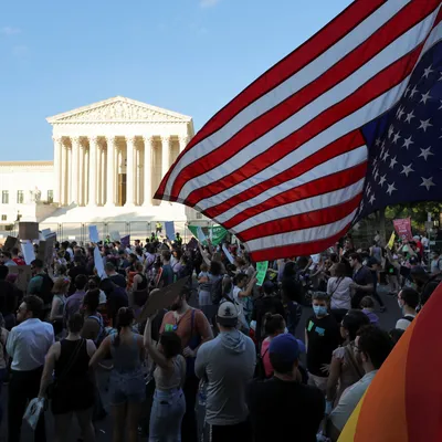 Тысячи американцев вышли на протест из-за закона об абортах: Общество: Мир:  Lenta.ru