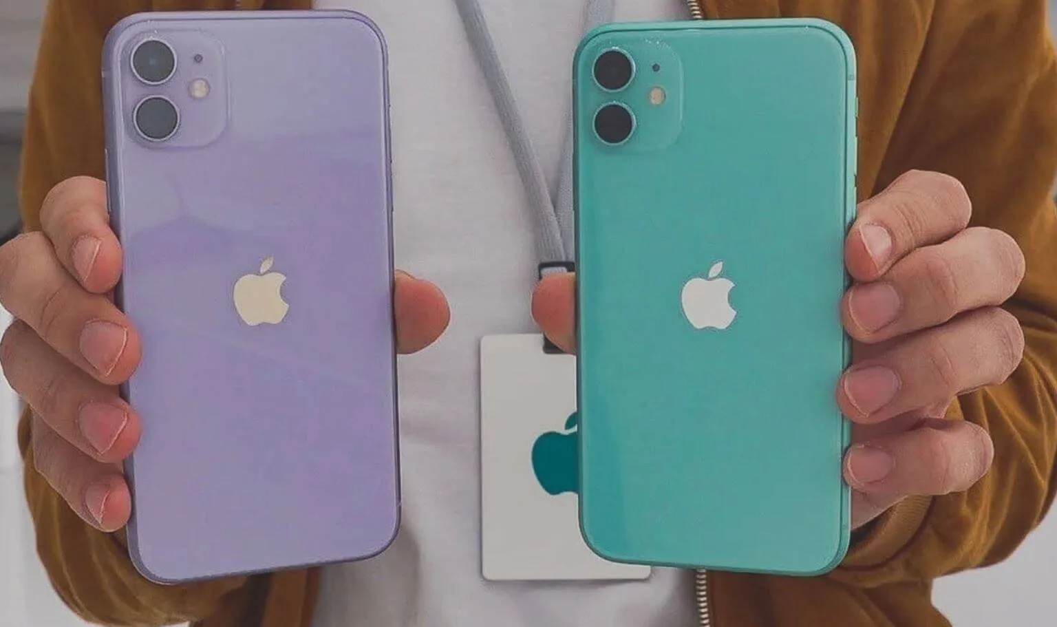 Какой iphone 11. Iphone 11 Mint. Iphone 11 мятный. Iphone 11 128 Green Purple. Iphone 11 Pro мятный.