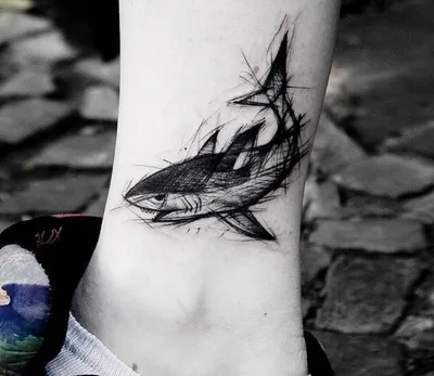 Shark tattoo done by me at Death or Glory, Copenhagen. If you want to see  more check out my instagram @tatobulle : r/tattoo