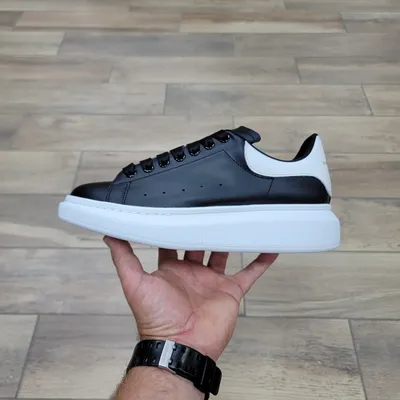 Чёрно-белые кроссовки Александр МакКуин | Alexander McQueen Oversized Black  White в интернет-магазине sport365shoes.by, в Минске