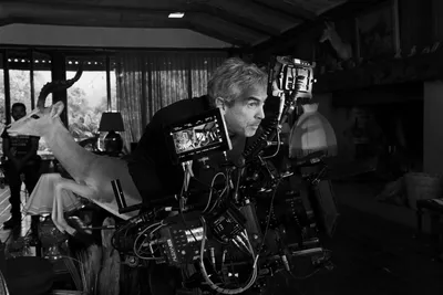 Netflix выпустил постер ROMA с Альфонсо Куароном : r/movies