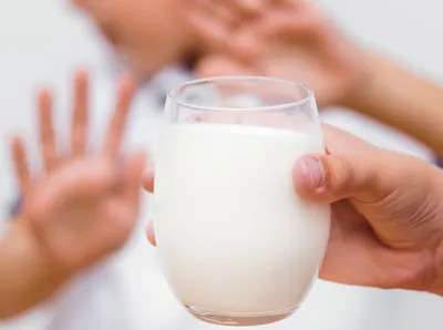 Козье молоко в детском питании: что выбрать, цельный продукт или  адаптированные смеси? - Статьи о детском питании от педиатров и экспертов  МАМАКО