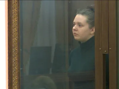 На суд над кировчанкой, оставившей трехлетнюю дочь одну, вызвали свидетелей  - KP.RU