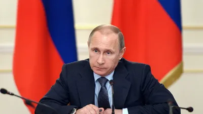 Путин отменил штрафы за показ свастики без оправдания нацизма — РБК