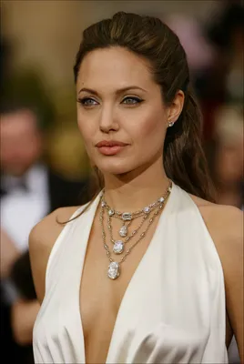 Картинка Анджелина Джоли Модель » Анджелина Джоли » Знаменитости женщины »  Картинки 24 - скачать картинки бесплатно