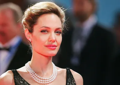19 фото Анджелины Джоли, о которых ты забыл!