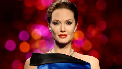 В России есть точная копия Анджелины Джоли (фото)