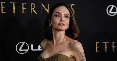 Лучшие выходы Анджелины Джоли за 2021 год - Стиль жизни - Курс Украины