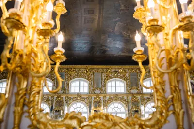 Роскошь барокко: гости Екатерининского дворца увидели отреставрированную  Парадную анфиладу и Лионский зал — Друзья Петербурга