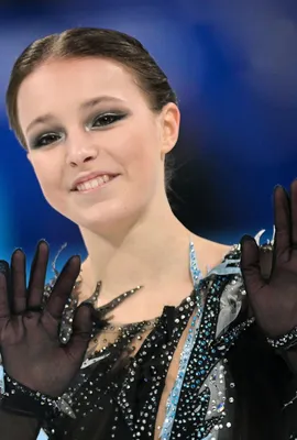Фигуристка Анна Щербакова выиграла олимпийское золото: Олимпиада: Спорт:  Lenta.ru