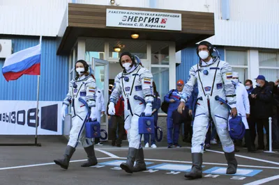 Российская съемочная группа на орбите снимет первый фильм в космосе | WSAV-ТВ