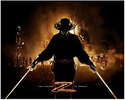 Антонио Бандерас, 8 x 10, фотография Зорро, черная шляпа-рубашка с двумя мечами, пылающая Z на ФОТОГРАФИИ в магазине коллекционных предметов Amazon Entertainment
