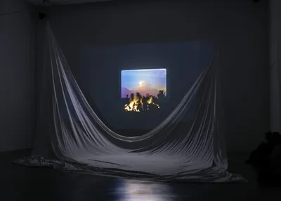 Разговор с Солнцем», автор: Апичатпонг Вирасетакул – ГАЛЕРЕЯ ГОРОДА БАНГКОКА | Проект современного искусства Aura Asia