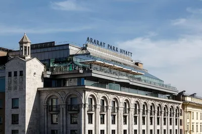 Гостиницы рядом с Наутилусом, Москва