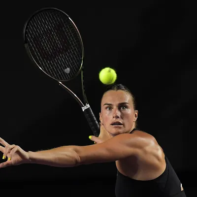 Белоруска Соболенко – суперзвезда мирового тенниса и финалистка AO-2023. На  топ-уровень ее вывел российский тренер - Ведомости.Спорт