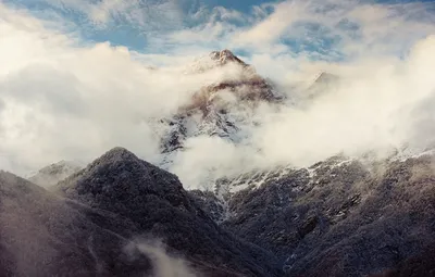 Обои облака, горы, Армения, Хуступ картинки на рабочий стол, раздел пейзажи  - скачать