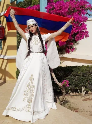Свадебные платья для настоящих принцесс - Модная свадьба | Армянский  Свадебный Портал - Армения, Ерев… | Свадебные платья, Бальные длинные платья,  Платье на свадьбу