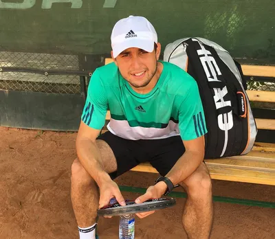 NEWSru.com :: Теннисист Карацев пробился в четвертьфинал Australian Open