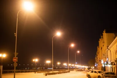 Как выглядела снежная ночь в Астрахани: фоторепортаж для тех, кто провел ее  дома | АРБУЗ