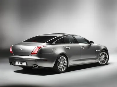 Category:Jaguar XJ - Wikimedia Commons