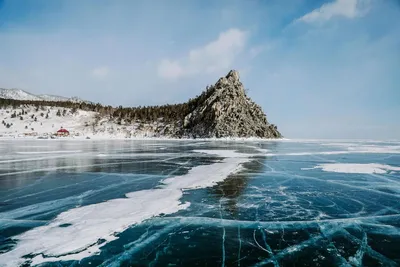 Самолёт незаконно сел на лёд Байкала. Его пассажиры просто захотели  пообедать в местном ресторане — Секрет фирмы