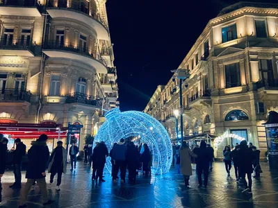 ZERKALO.AZ Новый год на улицах Баку - ФОТО -