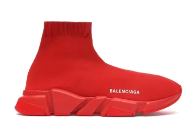 Balenciaga's Toe Shoes Are Finally Here | Vogue