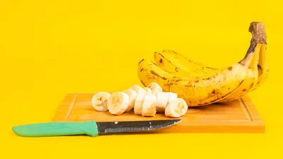Не выбрасывайте кожуру от банана: 3 лайфхака для дома - Лента новостей  Великого Новгорода