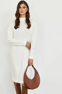 Белое трикотажное платье ЛЛ-С1582-30 Белый цена-4043 р. в интернет магазине  beauti-full.ru