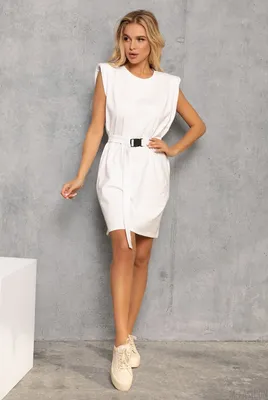 Белое стильное женское платье с рукавом и поясом (ID#1643165936), цена: 913  ₴, купить на Prom.ua