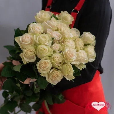 Купить белые розы с доставкой в Хабаровске ❤ Azeriflores.ru