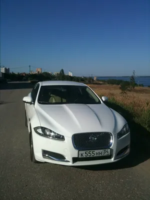 Аренда автомобиля Jaguar XJ (Белый Ягуар) с водителем на свадьбу в Москве