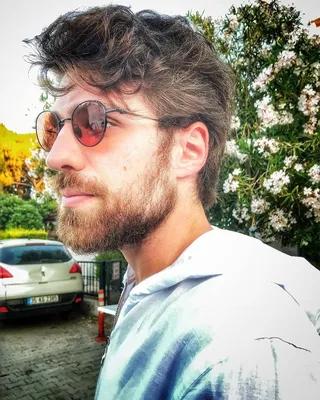 Беркер Гювен в Instagram: «Лето» | Турецкие актеры, Инстаграм, Красивые мужчины