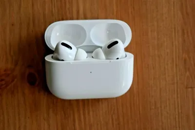 Купить беспроводные наушники Apple AirPods Pro Total Black Matte по цене от  22990 руб., характеристики, фото, доставка