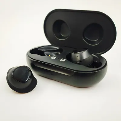 Беспроводные наушники Samsung Galaxy Buds 2 (SM-R177NZWASEK) White - купить  по хорошей цене в Киеве, Украине | Интернет магазин Samsung Experience Store