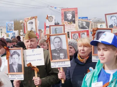 Более 30 тысяч жителей Иванова приняли участие в шествии «Бессмертного полка »