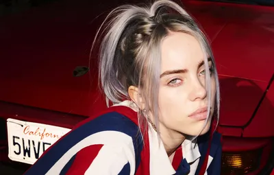 Обои машина, блондинка, певица, singer, Billie Eilish, Билли Айлиш картинки  на рабочий стол, раздел музыка - скачать