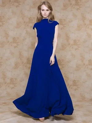 Синее платье с открытыми плечами и юбкой-солнцем - описание, цена, фото. |  Купить платье в Москве.