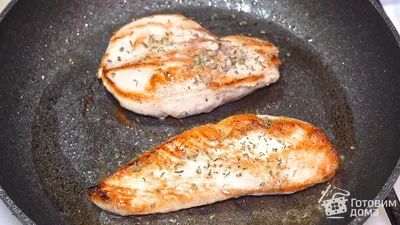 Сочные куриные стейки на сковороде - пошаговый рецепт с фото на Готовим дома