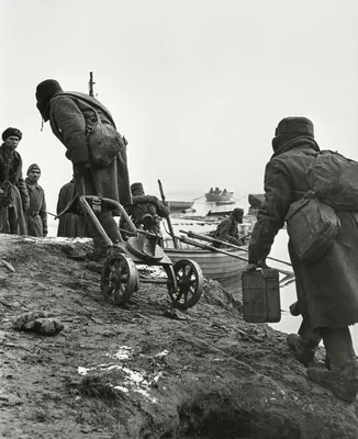 Блокада Ленинграда - История России в фотографиях