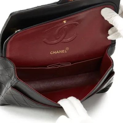 Женская сумка из натуральной кожи Chanel Classic Flap Bag - «Я гонялась за  ней по всем модным столицам мира, а нашла в итоге в банановой республике.  Что умеет сумка за 4.5 тыс