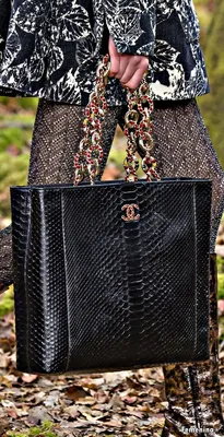 Сумка Женская Chanel Caviar Grand Shopping Tote GST - «Стеганая сумка Chanel  Grand Shopping Tote GST Caviar - удобная рабочая сумка с элегантностью  Шанель» | отзывы