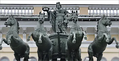 File:Moscow Bolshoi Theatre Quadriga 2011.JPG - Wikimedia Commons