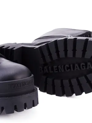 Balenciaga и Vibram выпустят совместную коллекцию