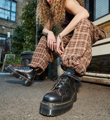 Купить ботинки Dr Martens - официальный сайт обуви Доктор Мартинс в Москве:  цена, отзывы и описание