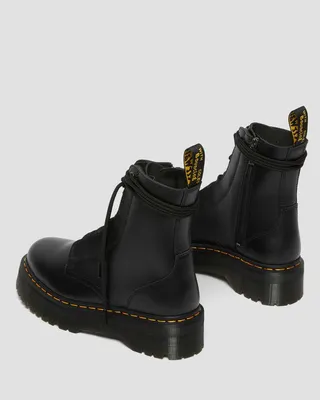 Jarrick Smooth Leather Platform Boots in Black | Dr. Martens