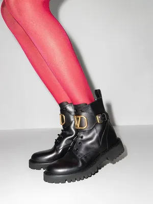 Valentino Garavani VLogo Signature 35mm Leather Boots - Farfetch | Boots,  Leather boots, Valentino garavani