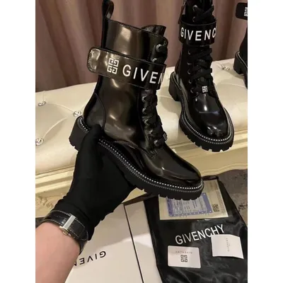 Ботинки givenchy, сникерсы живанши — цена 4200 грн в каталоге Ботинки ✓  Купить женские вещи по доступной цене на Шафе | Украина #29489589